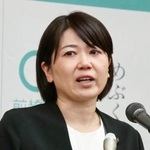 　記者会見する前橋市の小川晶市長＝２４日午後、前橋市役所