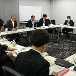 　京都市で開かれた島根県原子力安全顧問会議＝２９日午前