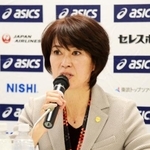　記者会見する日本陸連の有森裕子会長＝３０日午後、東京都新宿区