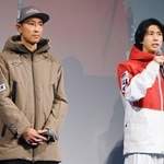 　記者会見する男子モーグルの堀島行真（右）とノルディック複合男子の渡部暁斗＝３１日、東京都港区