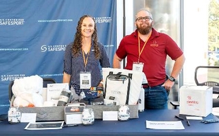 　競技団体を集めて実施された米国セーフスポーツ・センターの合同サミット（共同）