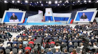 　ロシアのプーチン大統領が年次報告演説をしたモスクワの会場＝２０２４年２月（タス＝共同）
