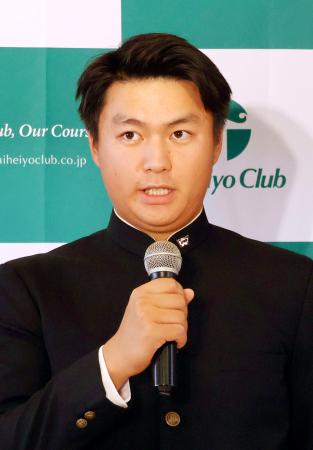 　プロ転向を表明した男子ゴルフの中野麟太朗＝１１日、静岡県太平洋クラブ御殿場