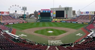 　外野フェンスを最大で６メートル前に出す改修が今オフに行われる楽天モバイルパーク宮城＝２５日、仙台市宮城野区