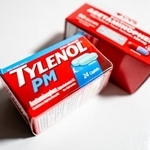 　解熱鎮痛剤「タイレノール」＝３日、米テキサス州オースティン（ゲッティ＝共同）