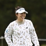 　最終調整で笑顔を見せる山下美夢有＝瀬田ＧＣ