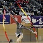 　女子個人総合　優勝した鈴木菜巴のリボン＝高崎アリーナ