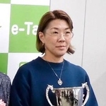 　酒類鑑評会で純米酒部門の最優秀賞に選ばれた湯川酒造店「木曽路」の湯川尚子社長＝１３日午後、さいたま市