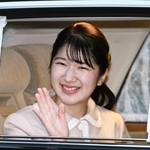 　ラオス公式訪問を前に、上皇ご夫妻にあいさつのため仙洞御所に入られる愛子さま＝１４日午後、東京都港区（代表撮影）