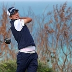 　バミューダ選手権第２ラウンド、９番でティーショットを放つ星野陸也＝１４日、サウサンプトン（ゲッティ＝共同）