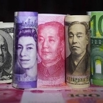 　主要通貨の紙幣。（左から）米ドル、英ポンド、中国の人民元、日本円、ユーロ（共同）