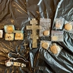 　ブルガリア当局が公表した骨董品（ブルガリア内務省提供、ＡＰ＝共同）