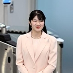 　ラオスから帰国された愛子さま＝２２日午前、成田空港（代表撮影）