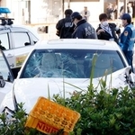 　東京都足立区の交通事故現場＝２４日午後２時５２分