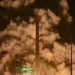 　２７日未明、韓国・高興から打ち上げられたロケット「ヌリ号」（聯合＝共同）