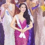 　「ミス・インターナショナル世界大会２０２５」で「ミス・フレンドシップ」に選ばれた日本代表の能崎愛さん＝２７日夜、東京都渋谷区