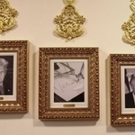 　バイデン大統領の代わりにオートペンの写真が飾られた、ホワイトハウスの肖像展示コーナー＝１０月、ワシントン（ロイター＝共同）