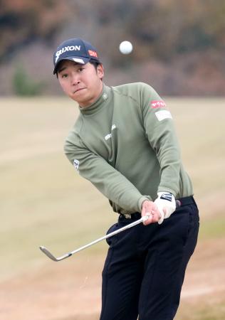 　第３日、通算８アンダーで首位の小木曽喬＝東京よみうりＣＣ