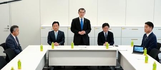 　自民、日本維新の会、公明の３党が開いた小学校の給食無償化を巡る実務者協議＝１８日午後、国会