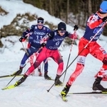 　Ｗ杯複合男子個人第４戦の後半距離で力走する谷地宙（中央）＝トロンヘイム（共同）