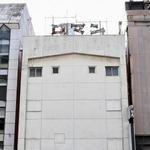 　売春場所として元警察官が提供したとみられる建物＝１０日午前、岐阜市