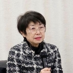 　記者会見する「医師の過労死家族会」の中原のり子共同代表＝１１日午後、東京都内