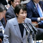 　参院予算委で答弁する高市首相＝１２日午前