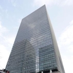 　日本郵便や日本郵政グループの本社・本店が入るビル＝１月、東京・大手町