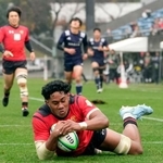 　東洋大-帝京大　前半、トライを決めた帝京大のフィシプナ＝秩父宮