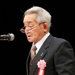 　講演する地村保志さん＝１４日午後、福井市