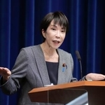 　臨時国会が閉幕し、記者会見する高市首相＝１７日午後、首相官邸