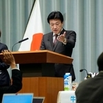 　記者会見する木原官房長官＝１９日午前、首相官邸