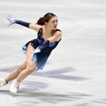 　フィギュアスケート女子ＳＰで演技する坂本花織＝１９日、国立代々木競技場（ゲッティ＝共同）