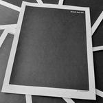 　米司法省が開示した富豪エプスタイン氏に関する黒塗りされた大陪審の資料＝１９日、ワシントン（ＡＰ＝共同）