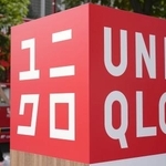 　ユニクロのロゴマーク