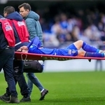 　オセール戦で負傷したモナコの南野＝オセール（ゲッティ＝共同）