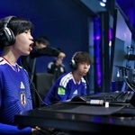 　「ｅＦｏｏｔｂａｌｌ」のＷ杯でプレーするｅ日本代表の選手たち＝１１日、リヤド（（Ｃ）ＦＩＦＡ）