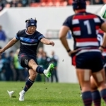 　佐賀工-東海大大阪仰星　後半、トライ後の逆転ゴールを決める東海大大阪仰星・山崎＝花園