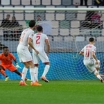 　ＰＫを決めるチュニジアの選手＝３０日、モロッコ・ラバト（ＡＰ＝共同）