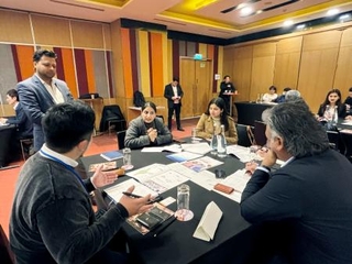 　インド・ニューデリーで開かれた企業と人材送り出し機関のマッチングイベント＝１４日（共同）