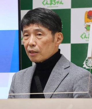 　記者会見で前立腺がんを公表した群馬県の山本一太知事＝２９日午後、群馬県庁