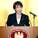 　伊勢神宮を参拝後、年頭の記者会見をする高市首相＝５日午後、三重県伊勢市