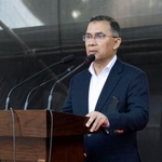 　バングラデシュ・ダッカで演説するラーマン氏＝２０２５年１２月３１日（ロイター＝共同）