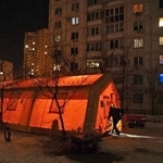 　ウクライナ・キーウに設置された避難所「不屈の拠点」＝１２日（共同）