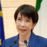 　イタリアのメローニ首相と共同記者発表する高市首相＝１６日午後、首相官邸