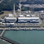 新潟県の東京電力柏崎刈羽原発の（左から）５、６、７号機＝２０２５年１１月７日（共同通信社機から）