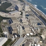 　中部電力浜岡原発。手前から１号機、２号機、３号機、４号機、５号機＝２０１９年５月１２日、静岡県御前崎市