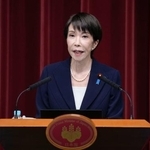 　記者会見で衆院解散を表明する高市首相＝１９日午後、首相官邸