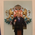 　１９日、ブルガリアの首都ソフィアで、辞任を表明するラデフ大統領（ＡＰ＝共同）