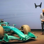 　Ｆ１シリーズへの復帰について説明するホンダの三部敏宏社長＝２０日午後、東京都港区